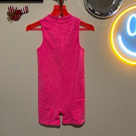 NWOT! Highlighter Pink Workout onesie/leotard/jumper size medium/large - Picture 4 of 4